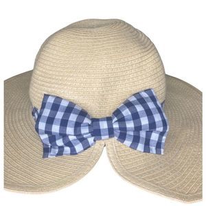 Sun hat with bow